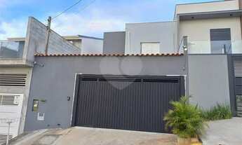 Imagem: Casa com 3 Quartos sendo 1 Suíte à venda