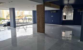 Imagem 2: Apartamento para venda possui 220 metros quadrados com 3 quartos em Aldeota - Fortaleza