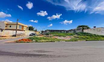 Imagem: LOTE LOCALIZADO EM AVENIDA SETOR GARAVELO