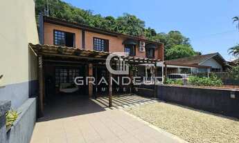 Imagem: Sobrado com charme e localização privilegiada