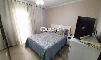 Imagem 6: Sobrado à venda, com 170 m², 4 dormitórios, sendo 2 suítes, 1 banheiro, lavabo, 3 vagas