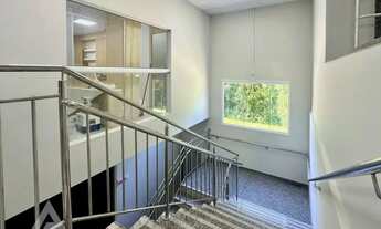 Imagem 4: Sala de 21,12m² com Excelente Estrutura para locação na Itoupava Central