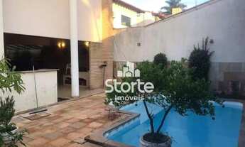 Imagem 3: Casa estilo sobrado de esquina com 3 suítes à venda, 290m² por R$ 1.700.000 - Morada da Co