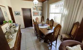 Imagem 7: Casa com pátio com 3 dormitórios, 2 banheiros e 4 vagas