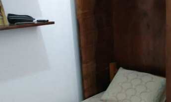 Imagem 3: Tipo Kitnet, na Av. Centenário, 1 Suíte Mobiliada e Área de Serviço, 12 m²