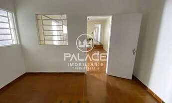 Imagem 5: Casa de rua : / Residencial / Alto