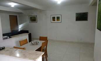 Imagem: Casa 2 quartos com kitnet nos fundos