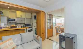 Imagem 2: Imóvel para venda tem 60 metros quadrados com 2 quartos em Petrópolis - Porto Alegre - RS