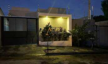 Imagem: Terreno plano de 242m² à venda no Parque