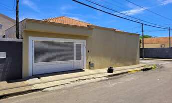 Imagem 3: Casa a venda bairro Monte Carlos..