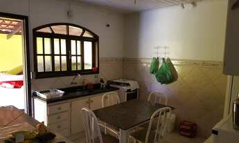 Imagem 7: Casa com piscina em Guaratuba, três quartos e churrasqueira