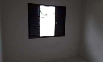 Imagem 4: Alugo - Casa 3 Quartos + 2 Banheiros - R$700,00 - Jd. Ipê - Paranavaí/PR