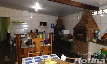 Imagem 5: Chácara à venda, 3 quartos, Área Rural de Uberlândia - Uberlândia/MG