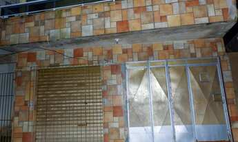 Imagem 2: Casa com dois quartos $320