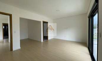 Imagem 7: Casa de condomínio para venda possui 229 metros quadrados com 3 quartos