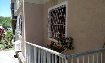 Imagem 4: Vendo Excelente Apartamento no 1º Andar de 02 Quartos em Condomínio em Belford Roxo