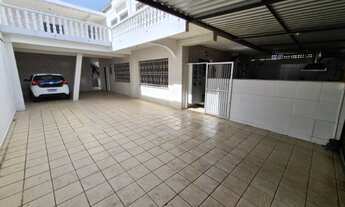 Imagem: Linda Casa no Japiim com 5 Suítes