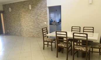 Imagem 4: Casa de condomínio para venda possui 359 metros quadrados com 4 quartos