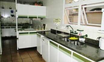 Imagem 4: Casa de 380 metros quadrados no bairro Alphaville Residencial 2 com 4 quartos