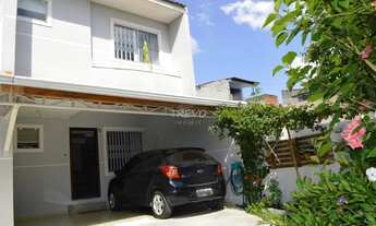 Imagem: CURITIBA - Casa de Condomínio - Bairro