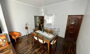 Imagem 3: Casa - Bosque dos Eucaliptos - 3 Dormitórios - Área construida 90 m² e Área total 250 m²