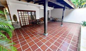 Imagem 7: AMPLO SOBRADO COM PISCINA E CHURRASQUEIRA!