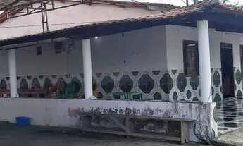 Imagem 4: Casa com galpão