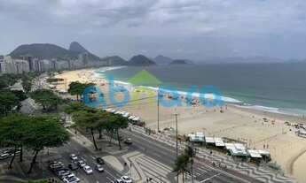 Imagem 2: Apartamento frontal ao Mar de Copacabana