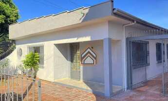 Imagem: Casa com 3 dormitórios para alugar, 176