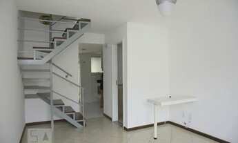 Imagem 3: Casa de Condomínio para Aluguel - Vargem Grande, 2 Quartos, 70 m2