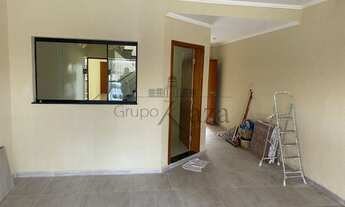 Imagem 2: Sobrado recém construído no Jardim das Industrias de 165m² - 3 Dormitórios sendo uma suíte