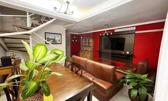 Imagem: A casa de condomínio sobrado no bairro