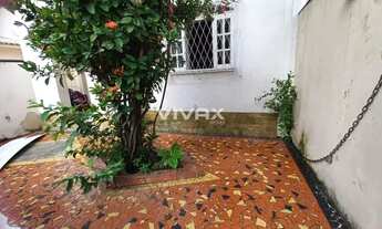 Imagem 2: Méier - Rua Coração de Maria - Casa Frente de Rua - Sala 3 Quartos Varanda - 88 m² - Entra