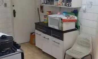 Imagem 4: Apartamento na Vila da Penha no 1º andar de frente com 2 varandas, 2 quartos, d