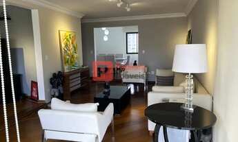 Imagem 2: Apartamento de 220m2, 3 suítes, lareira, adega, varanda envidraçada, 3 vagas na garagem à