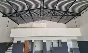 Imagem 2: Galpão de 300m² para locação próximo à Avenida Ipanema em Sorocaba