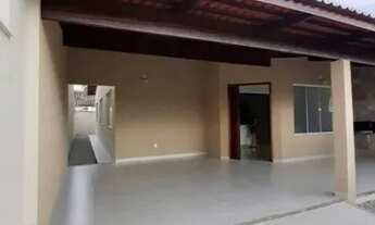 Imagem: Casa plana em rua pública