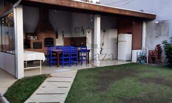 Imagem 7: Casa zona Sul - Área Gourmet - Churrasqueira - Armários