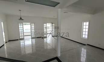 Imagem 2: Casa Condomínio - Condomínio Esplanada do Sol - 4 Dormitórios - 480m²m²