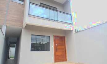 Imagem 4: Sobrado para venda possui 100 metros quadrados com 3 quartos em Morada da Montanha - Resen