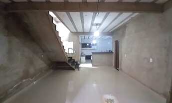 Imagem 4: OPORTUNIDADE! Sobrado de 4 quartos na QNN 22