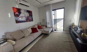 Imagem 2: Casa de condomínio para venda tem 200 metros quadrados com 3 quartos