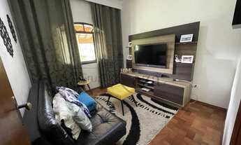 Imagem 6: Casa de condomínio térrea para venda possui 315 metros quadrados com 5 quartos