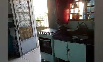 Imagem 6: Vendo uma casa 2 comodos com banheiro