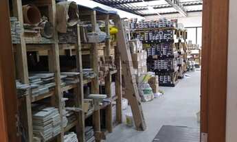 Imagem 7: Galpão/Depósito/Armazém para venda tem 1168 metros quadrados