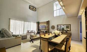 Imagem 3: CASA no JARDIM SOFIA com 5 quartos para VENDA, 320 m²