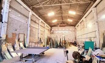 Imagem: Estreito loja galpão apto com elevador