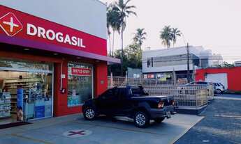 Imagem 2: Prédio comercial na rotatória da Uirapuru