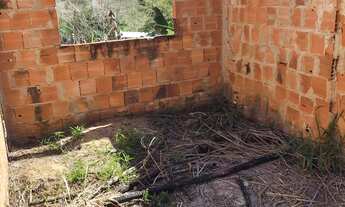 Imagem 3: Casa inacabada - terreno com quase 500m