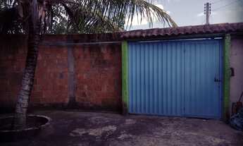 Imagem 3: VENDE-SE CASA Casa com 2 dormitórios